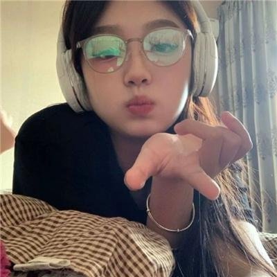 宠物粉红鹅卵石